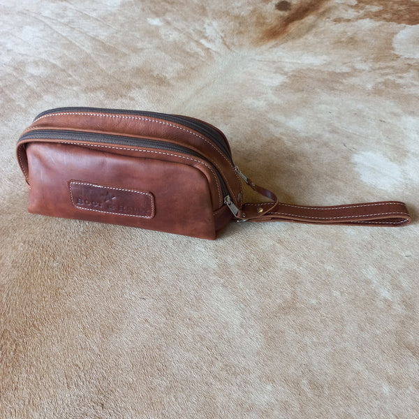 Executive Toiletry bag by Boot & Rally